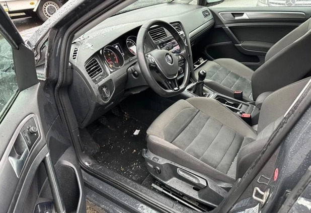 Volkswagen Golf cena 26000 przebieg: 82000, rok produkcji 2018 z Lubin małe 154